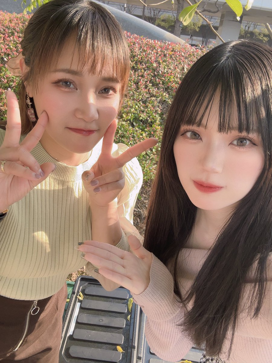 nene___109's tweet photo. 本日！撮影会にて！穂坂ゆきさんとお写真撮っていただきました！（感涙）

アイドル時代から本当に尊敬してて、今も歌を聴いて元気いただいてます🥲🧡
ゆきさんと撮影会でお会いできて本当に嬉しかったです！！！！🥲、お写真もありがとうございました😭 https://t.co/E72lXLLIzZ