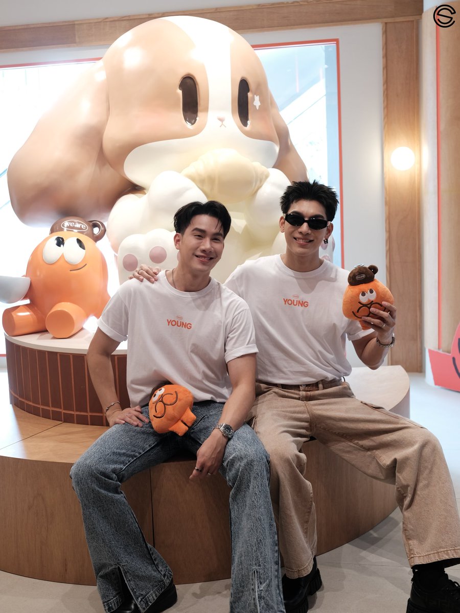 SolSkipperCo's tweet photo. 🥰

WELCOME TO WE ARE YOUNG

@MSuppasit 
#WeAreYoungOpening
#MewSuppasit https://t.co/Dvbtlkqo0F