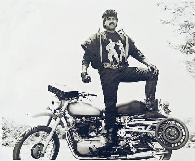 NikhilKalyan88's tweet photo. #36YearsForStateRowdy
Mega star @KChiruTweets 💥
#Chiranjeevi https://t.co/WB6ytZ7L0w