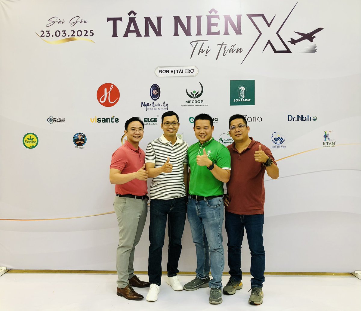 TulaMylife's tweet photo. Tân niên Thị trấn X Sài Gòn ❤️ https://t.co/hB0fDkRN6U