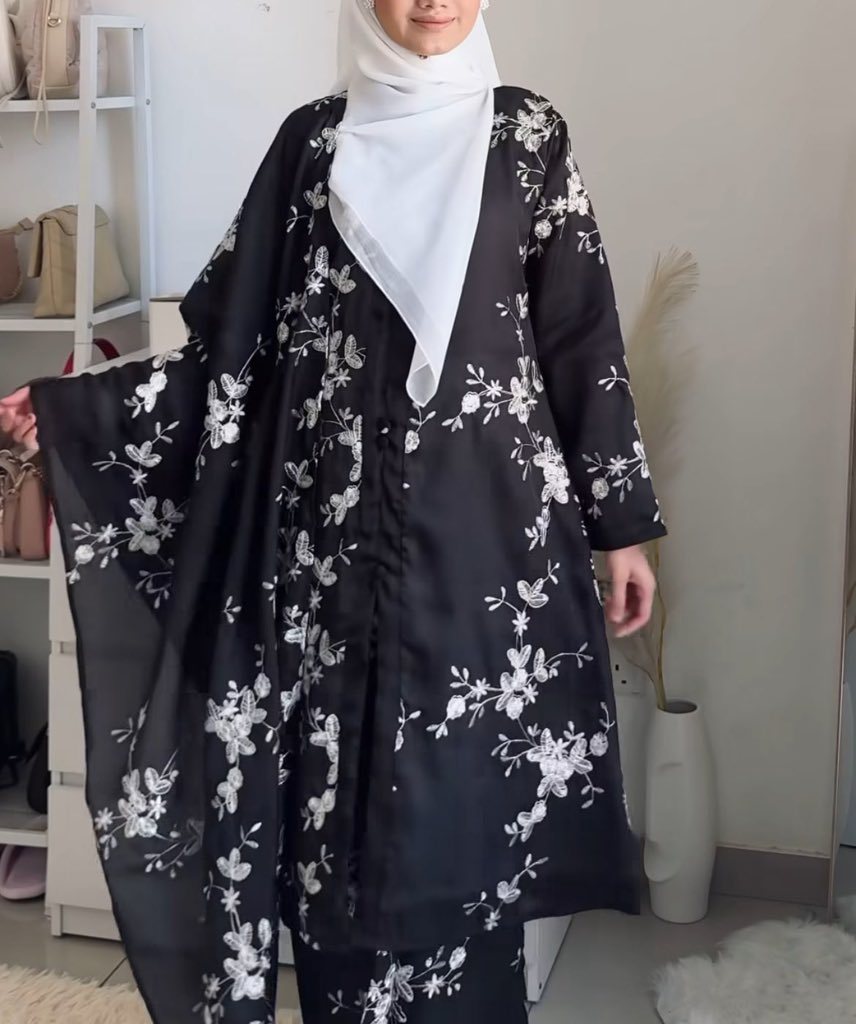 qtpilove's tweet photo. Model 8 🧚🏻‍♀️

Shop here 👇🏻

Kiri : https://t.co/5r2WMwnXTE

Kanan : https://t.co/wZdIWymR8M https://t.co/Mff59YefDt