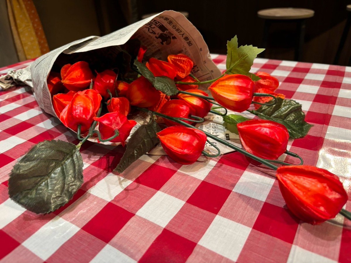 『知っとう？なんでお盆にほおずきを飾るか。』

二年という月日でより大きく
たくさんの愛が詰まった作品となりました。
幸せな空間を、
ありがとうございました。

お客様も、キャストもスタッフのみなさまも、出逢えたことに感謝。そう僕も思ってもらえてたら幸いです。
ほおずきの家
終演。