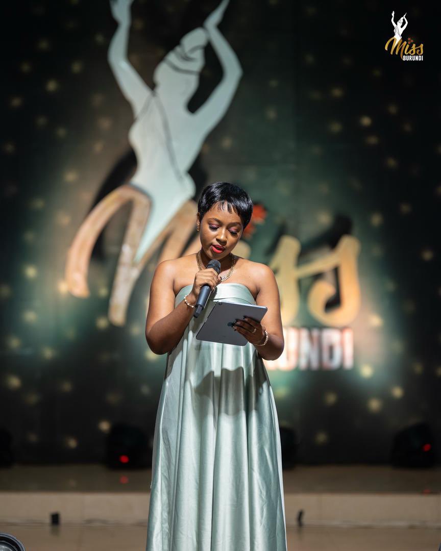 [ 1/4 finale Miss Burundi 2025, Butanyerera ] :  Ijambo rya Gloire Aimée Ishimwe
=====••••====••••====••••====••••====

Nyakubahwa Umuhuza w’abarundi

Nyakubahwa Mustanteri wa Commune 
#Ngozi

Banyakubahwa murongoye amashirahamwe yashimye kugira ico   
aterereye