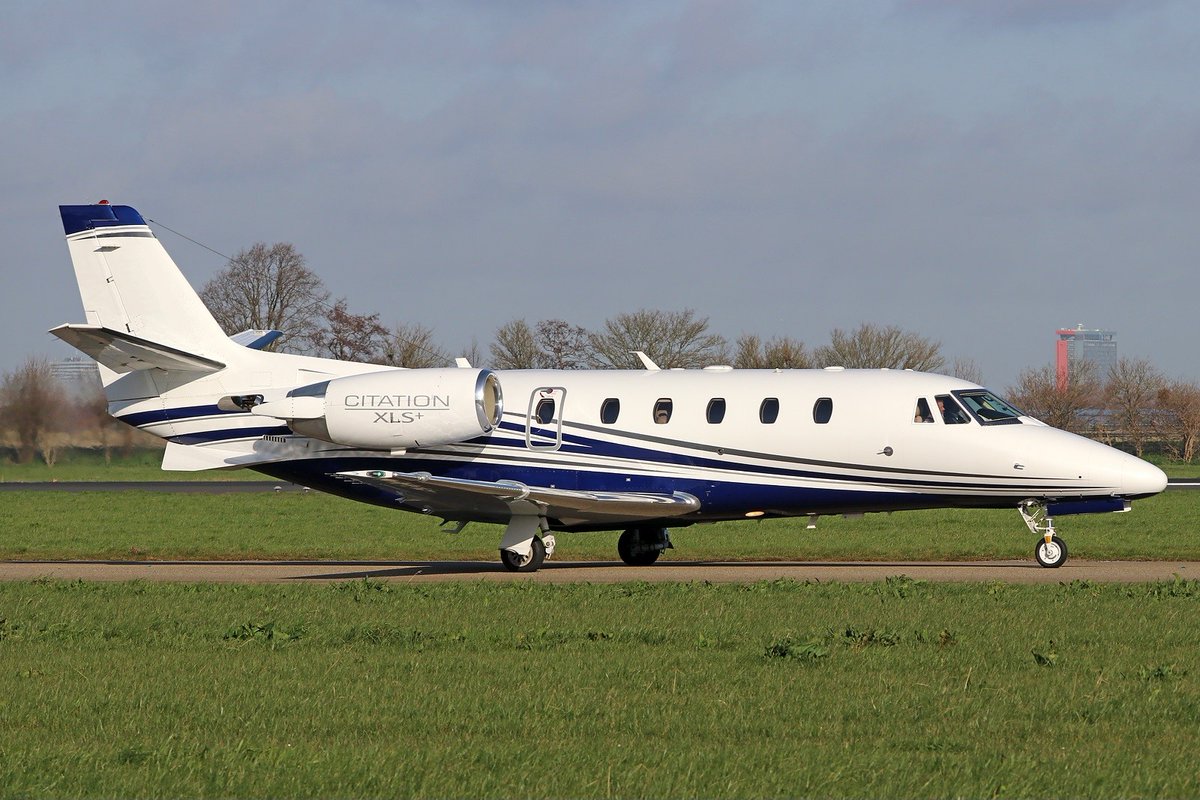 AviationNetwork's tweet image. Avcon Jet is looking for type-rated First Officers on Cessna Citation XLS for an aircraft based in Tirana, Albania (15 days on, 15 days off). Visit AviationNetwork.com to apply.

Photo Credit: Andre Wadman

(Symbolic Image)

#AvconJet #Tirana #Albania #Cessna #Citation #XLS