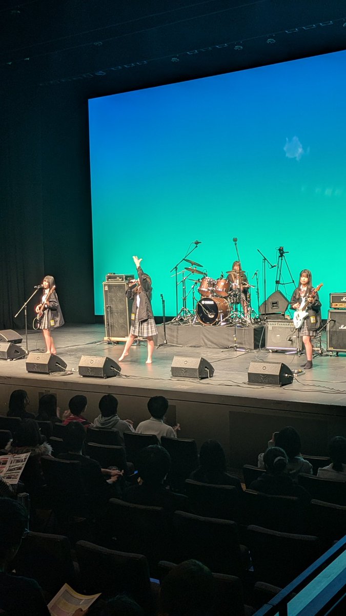 31 【愛知県代表 至学館高校】「Plankton」

バンドとして表現したい世界観が伝わってきました。

ボーカリストの表現力、歌唱力、途中の語りにも引き込まれました。

メンバーの音色や、強弱の付け方などもドラマチックで、2曲が組曲のようでした♪

#全国高等学校軽音楽発表会
#全国大会
#軽音楽部