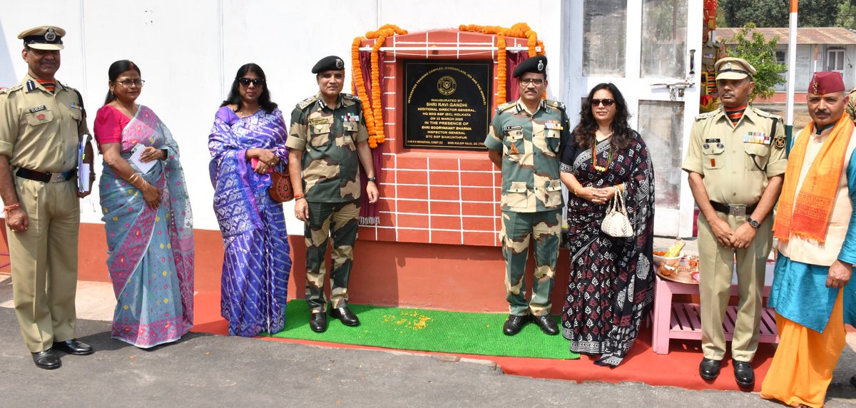 stcbsfnb's tweet image. Sh Ravi Gandhi, ADG a/w Dr Prema Gandhi, BWWA Head BSF(EC) visited STC BSF NB and Inaugurated Integrted Training complex designed to train recruits about camouflage &amp;amp; concealment and educate about BSF Heritage.