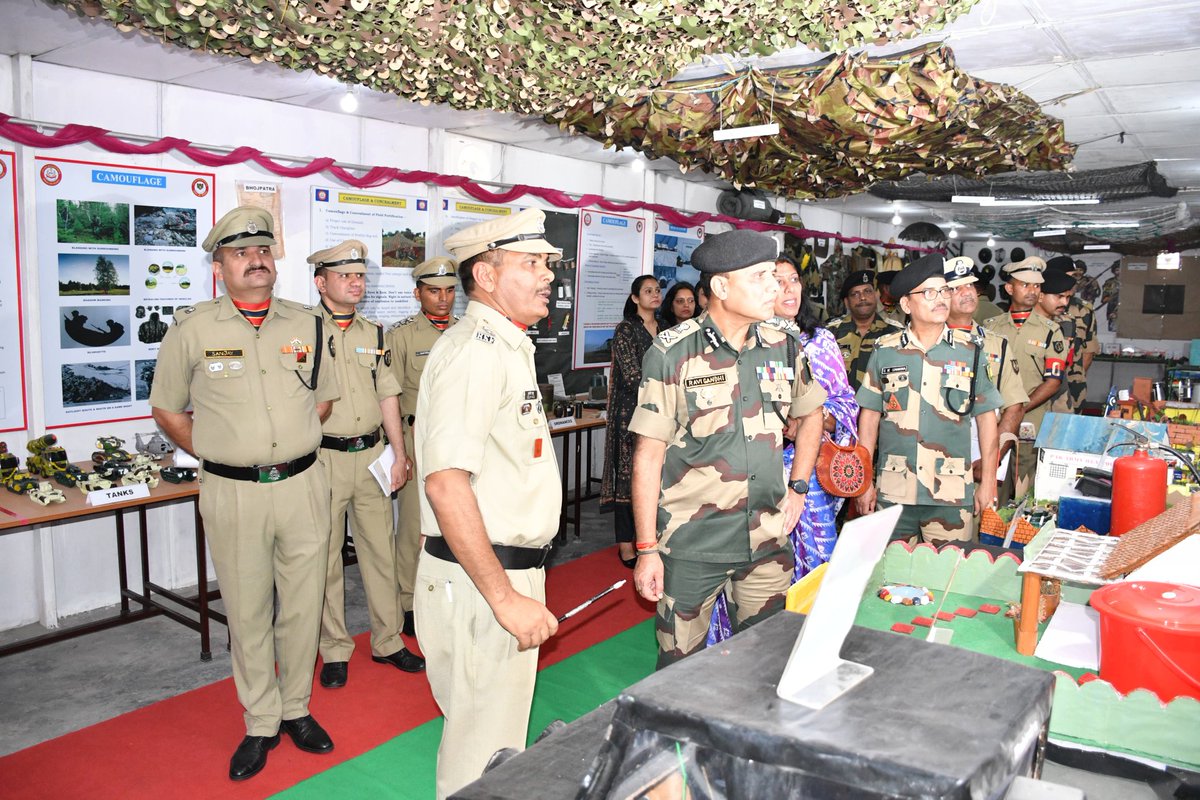 stcbsfnb's tweet image. Sh Ravi Gandhi, ADG a/w Dr Prema Gandhi, BWWA Head BSF(EC) visited STC BSF NB and Inaugurated Integrted Training complex designed to train recruits about camouflage &amp;amp; concealment and educate about BSF Heritage.