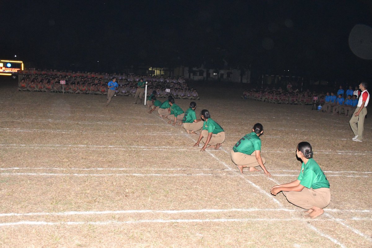 stcbsfnb's tweet image. Sh Ravi Gandhi,ADG BSF (EC) visited STC BSF NB, reviewed various trg  activities  and congratulated Sh Sooryakant Sharma,IG and his team of Instructors for providing best Training  to the recruits.