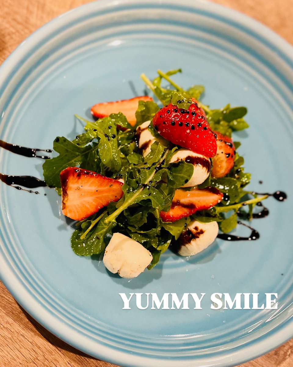 DINING BAR YUMMY SMILE/大阪　ビアンバー tweet media
