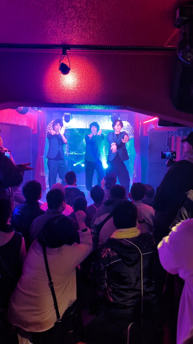 kimibokusekaiEX's tweet photo. お声がけいただきありがとうございました！
実に6年ぶりに3人で踊って嬉しかったです😊
Perfumeクラブイベントってこんなんだった！って思い出しながらみんなで楽しめたイベントで、関われて光栄です
ありがとうございました！

Perfukky https://t.co/t5GGI0VpJ0