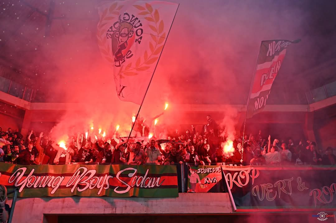 UltrasMadeinFR's tweet photo. ⚽️ Sedan - Asfeld (R2)
📢 Plus de 1300 personnes présentes pour fêter les 20 ans des Young Boys en 7ème division !
📆 Samedi 22 mars 2025
📸 Photos Sports Ardennes / @LenobleThibault https://t.co/MvaPLugaER