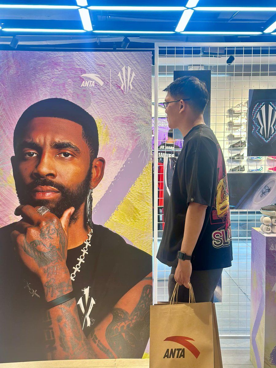 MightyThor1984's tweet photo. @randazzle @KyrieIrving Happy Birthday Kyrie 🪬🎂
From Philippines https://t.co/HKzJ86FtfU