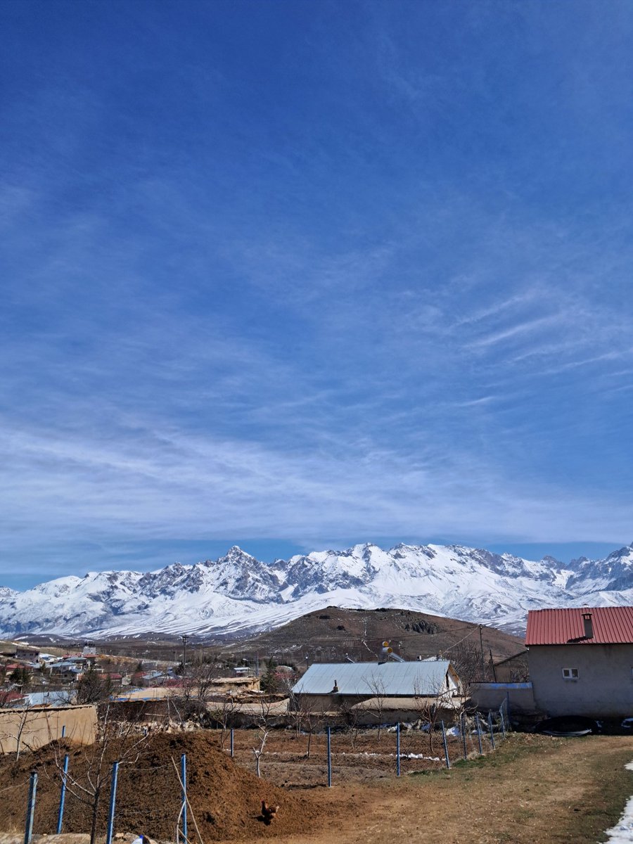 Hayırlı ramazanlar Rabbim tuttuğumuz oruçlar kıldığımız namazları kabul etsin