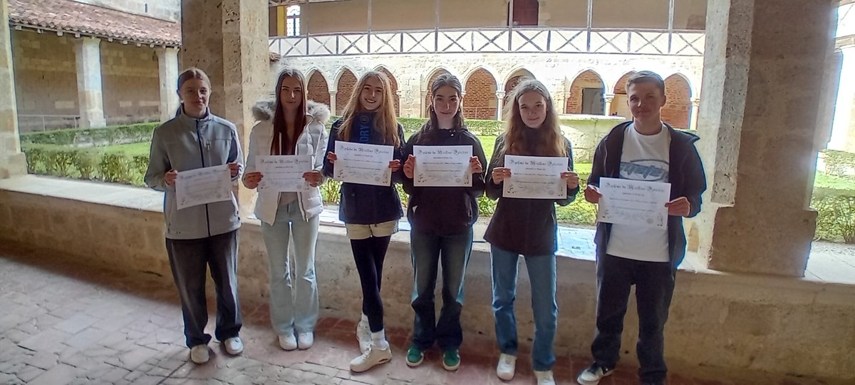 clg St Exupéry Gers tweet media