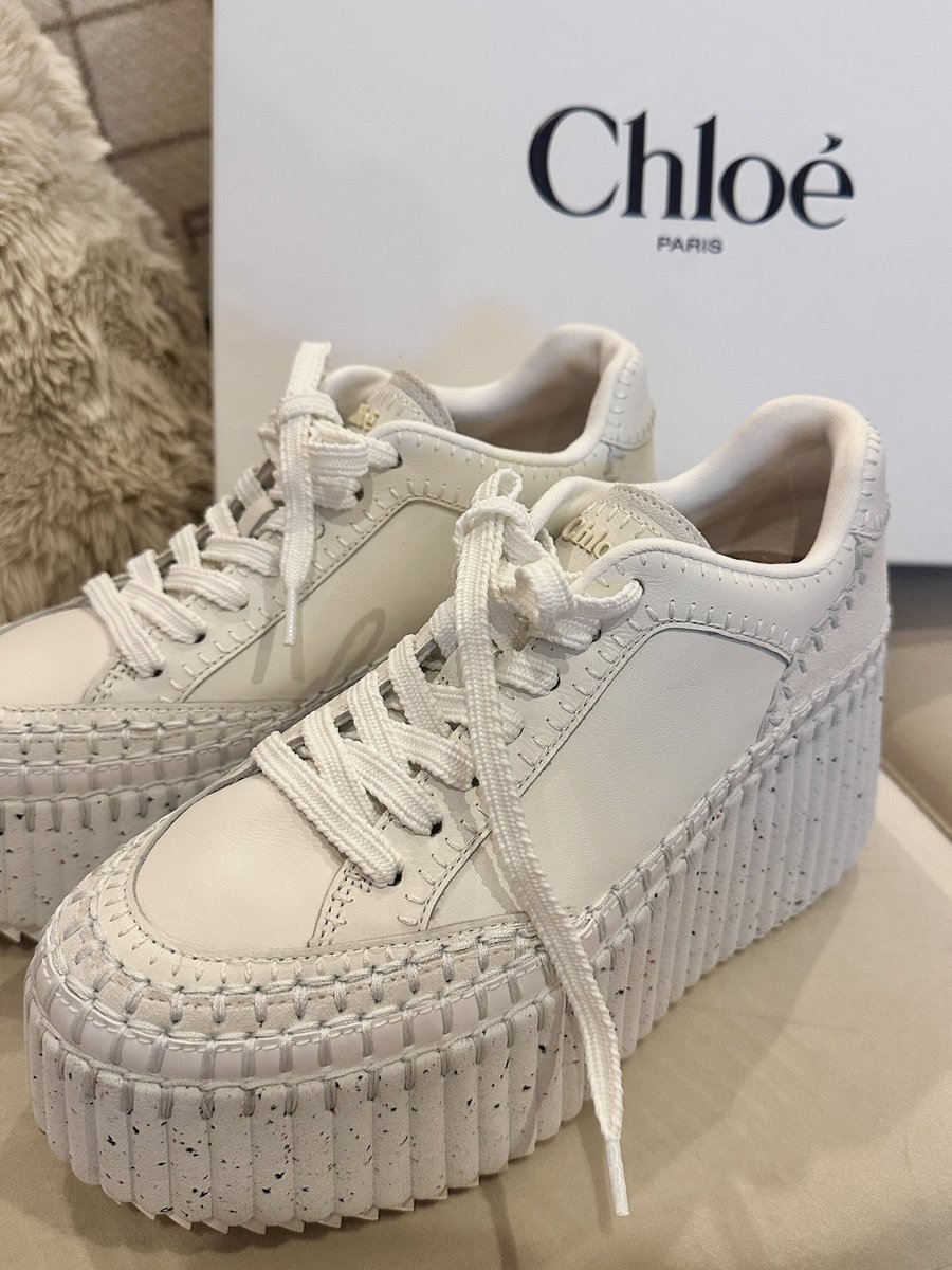 美品❤️クロエ 定価7.8万 ソニー スニーカー 白 38(約25cm) Gmtys0maUAAvs0G.jpg