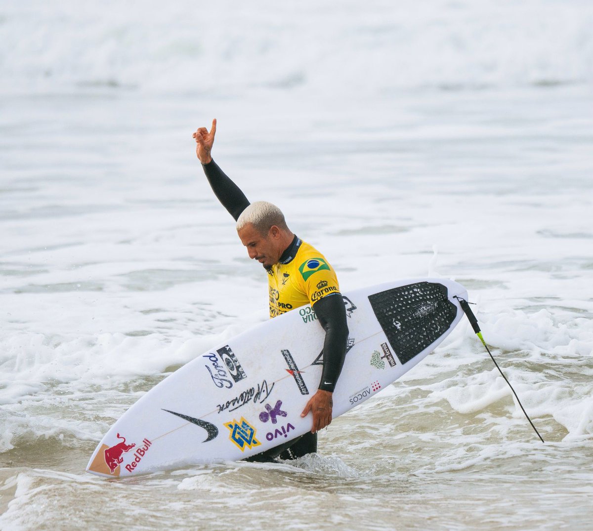 italoferreira's tweet image. MEO Rip Curl Pro Portugal: Round of 16 🏄✅

#IF15 #ItaloFerreira #Portugal #OpeningRound