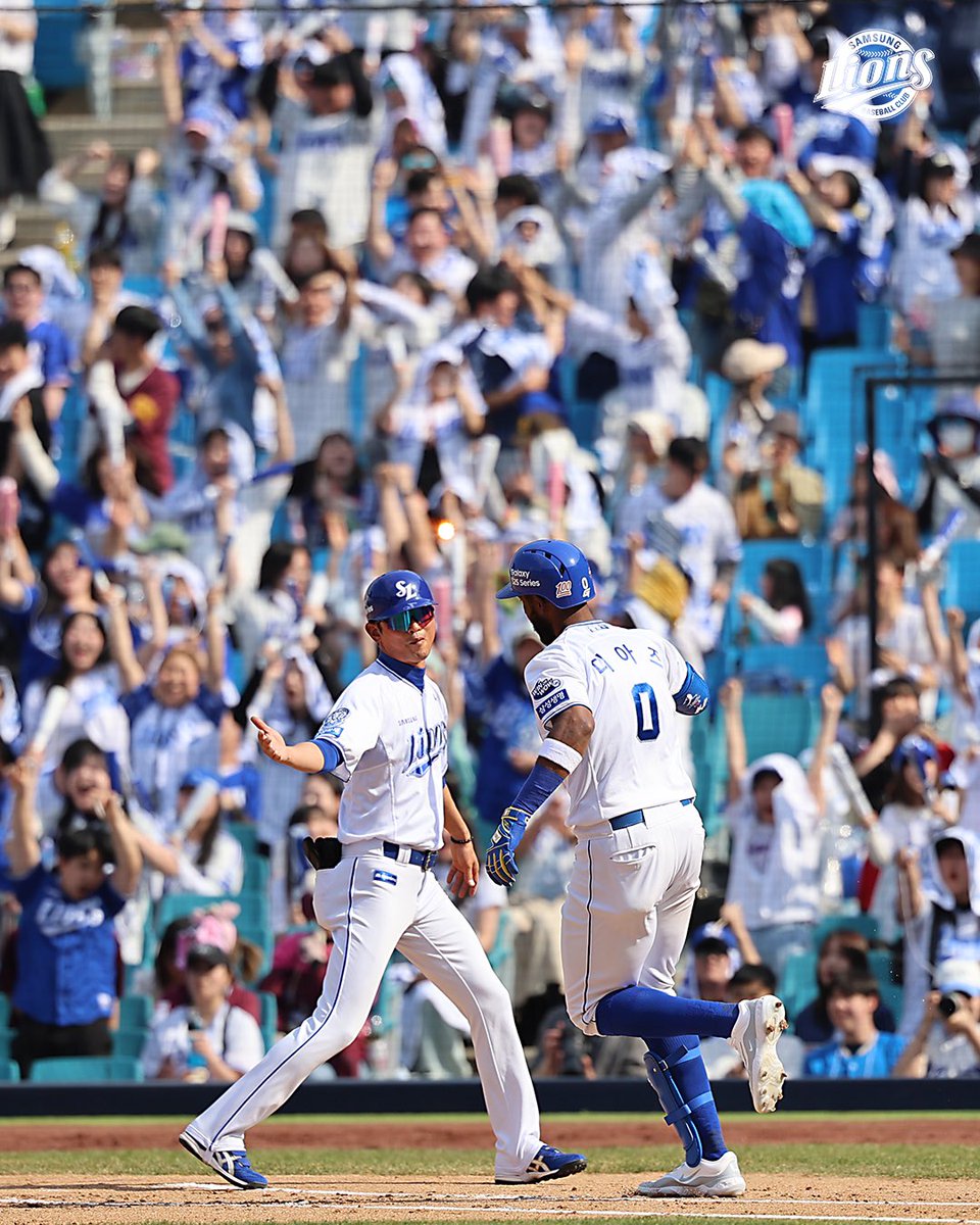 [3월 23일 키움전 경기 스케치]

개막과 함께 2연승🎉

올해도 어김없는 팀 홈런라이온즈🦁 
뜨거운 타격감으로 4홈런 폭발!💥 

현장의 순간들을 담아왔습니다!💙