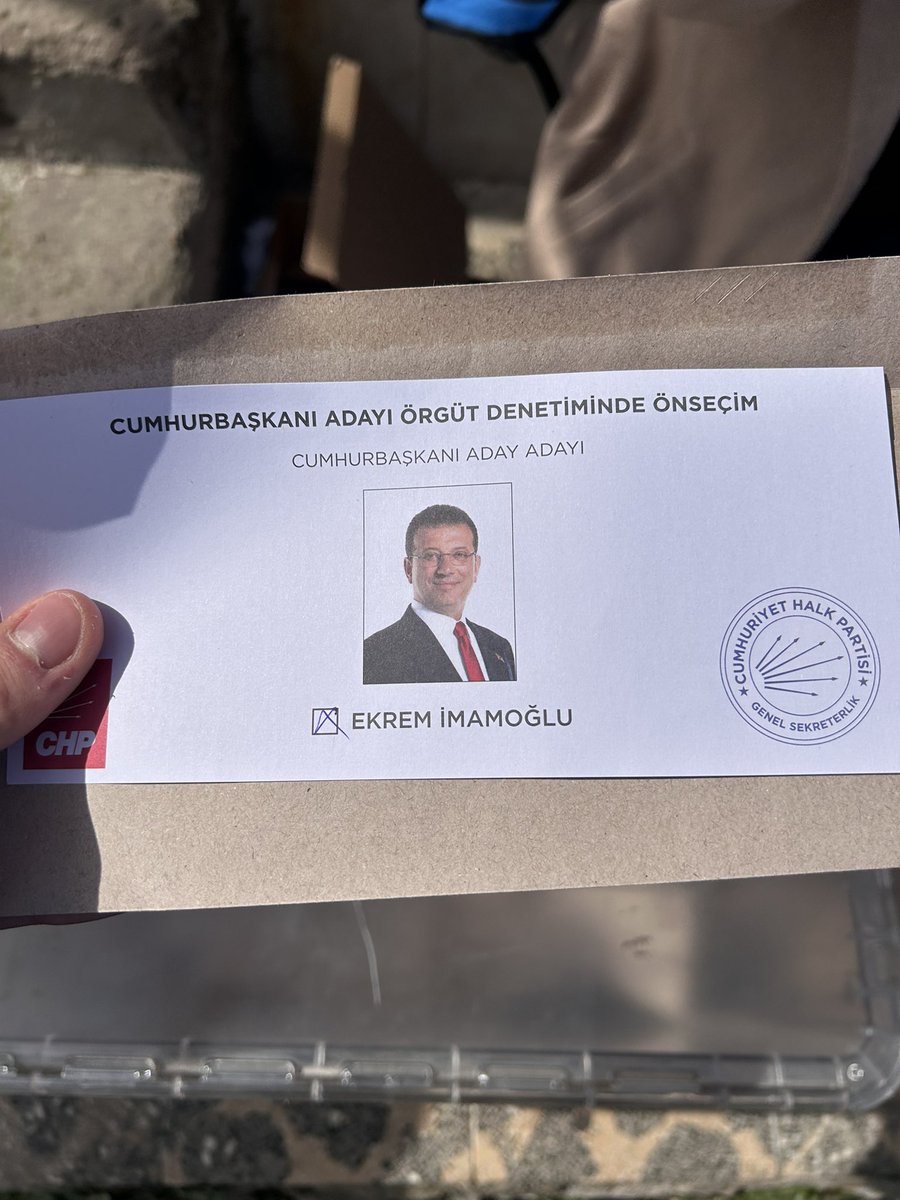 sefaxddd's tweet photo. arkadaslar kalkin oy kullanin herkes oy kullanmaya gelmis normal secimdeki kadar sira vardi bizim burda. gurur duydum.. https://t.co/eAetWbZkIT
