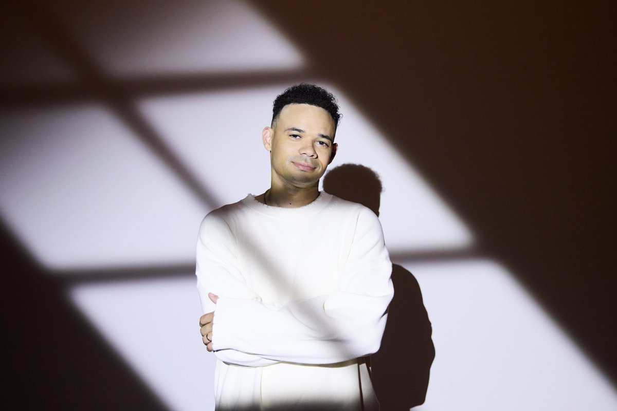 Pandora (@pandoramusic) on Twitter photo Filling our speakers, <a href="/taurenwells/">Tauren Wells</a> debuts 'Let The Church Sing' ⛪ Listen now: pandora.app.link/rgc00E9eVRb Filling our speakers, <a href="/taurenwells/">Tauren Wells</a> debuts 'Let The Church Sing' ⛪ Listen now: pandora.app.link/rgc00E9eVRb