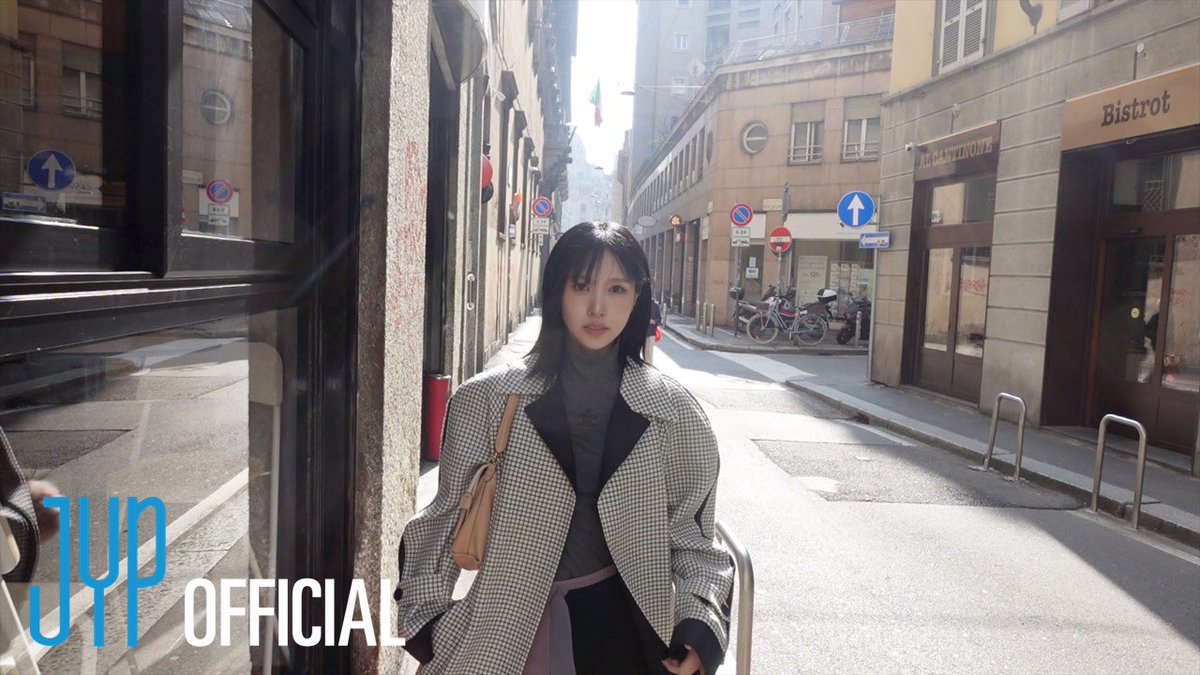 MINA-Log in Milano

❤YouTube: youtu.be/MyqjzVWupCk 
💚NAVER TV: tv.naver.com/v/72404898 

#TWICE #트와이스
#MINA #미나 #MINAlog