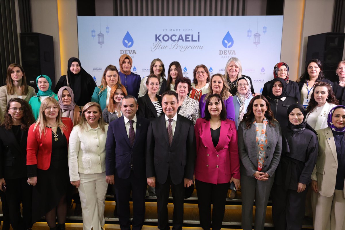 zeynep_sudan's tweet photo. Kocaeli il başkanlığımızın düzenlediği iftar programından kareler💦🌱Tüm teşkilatımızın emeğine sağlık🧿 @alibabacan @kocaeliyedeva41 @KadKocaeli @devakadinda @devapartisi https://t.co/otbDZUXDJk