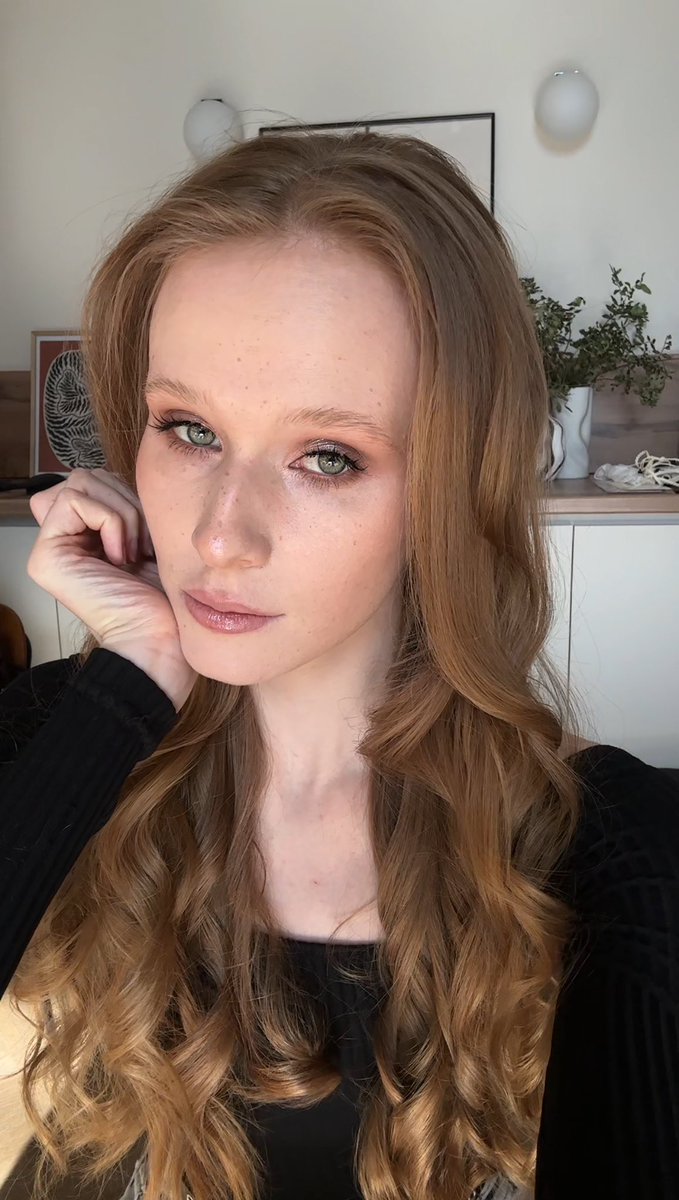 Звуки недовольного гибискуса tweet media