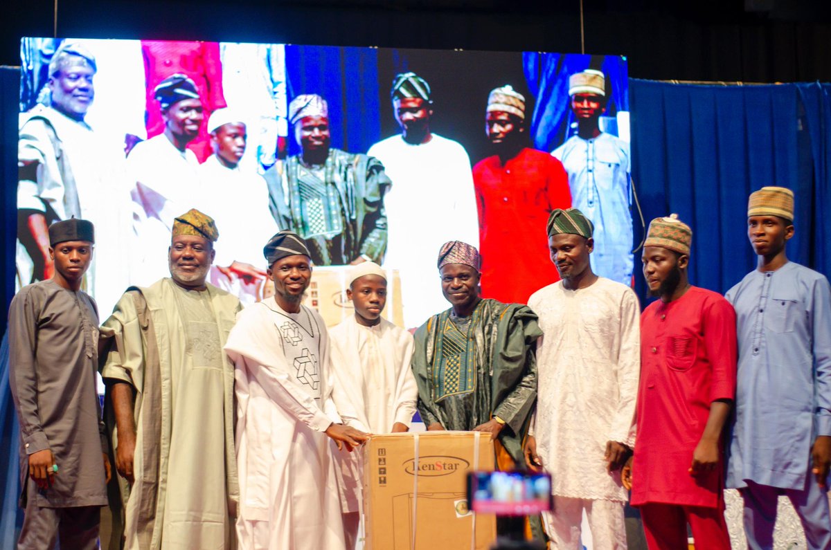ReciteLagos's tweet photo. #ReciteLagos: MEET THE CHAMPIONS OF THE KAAMIL CATEGORY -MALE

Winner🏆 : ANAS AYYUB
First RunnerUp🥈: FADLULLAH NURUDEEN 
 Second RunnerUp🥉: ABDUS SALAM ABDUS SALAM 
Allahuma Baarik to our winners! 🎊
Allahuma Zayeena bi zeenatil Qur'an🤲😍

#recitelagos #LQC2025 #MSSNLagos https://t.co/mlzyifYZ7f
