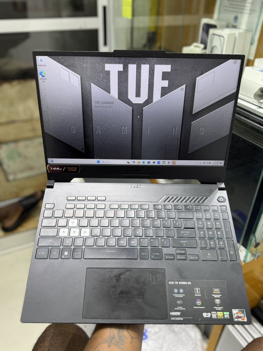 UK USED 
ASUS TUF A15
512GB SSD 16GB RAM 
AMD RYZEN 7 12th Gen
4GB RTX 3050 NVIDIA GRAPHICS
KEYBOARD LIGHT 
Available for N1,050,000 
Office Address:No 2 Pepple street,Ikeja computer Village 
Call or WhatsApp 08037774591