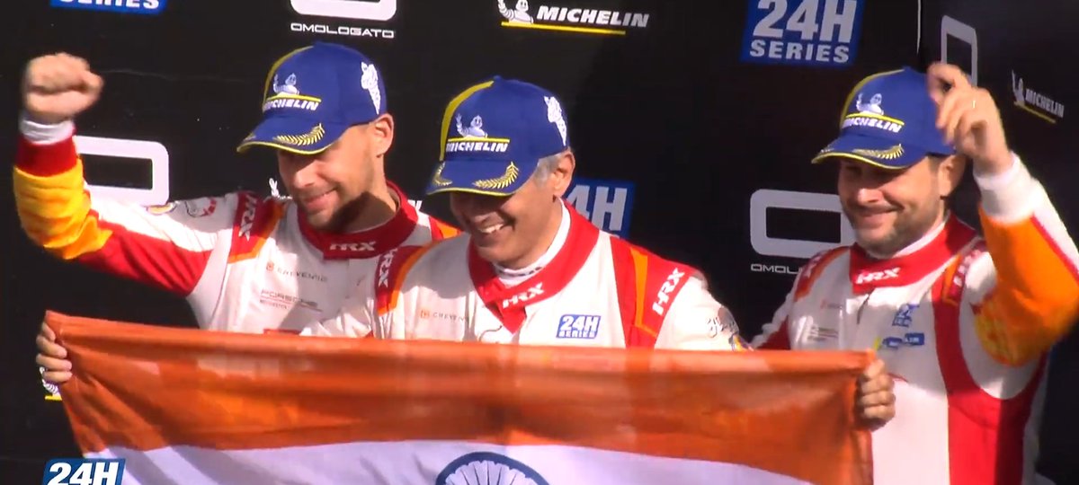 Harish97155671's tweet image. Another Podium in the bag 🏆❤️🔥
#Ajith Sir @fabian_fdx89 mama  vra lvl uhhhhhh 🔥🔥🔥🔥🔥🔥🔥🔥🔥 

Lot More To Come 🐉🔥🔥🔥

#AjithKumar #AjithkumarRacing 
#GoodBadUgly