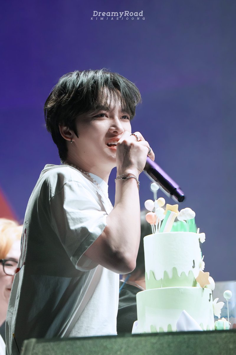 KJJ_DreamyRoad's tweet photo. 250323

🎂

@bornfreeonekiss 

#김재중 #재중 #KIMJAEJOONG
#JAEJOONG #ジェジュン #金在中 https://t.co/ljQFxF3sN0