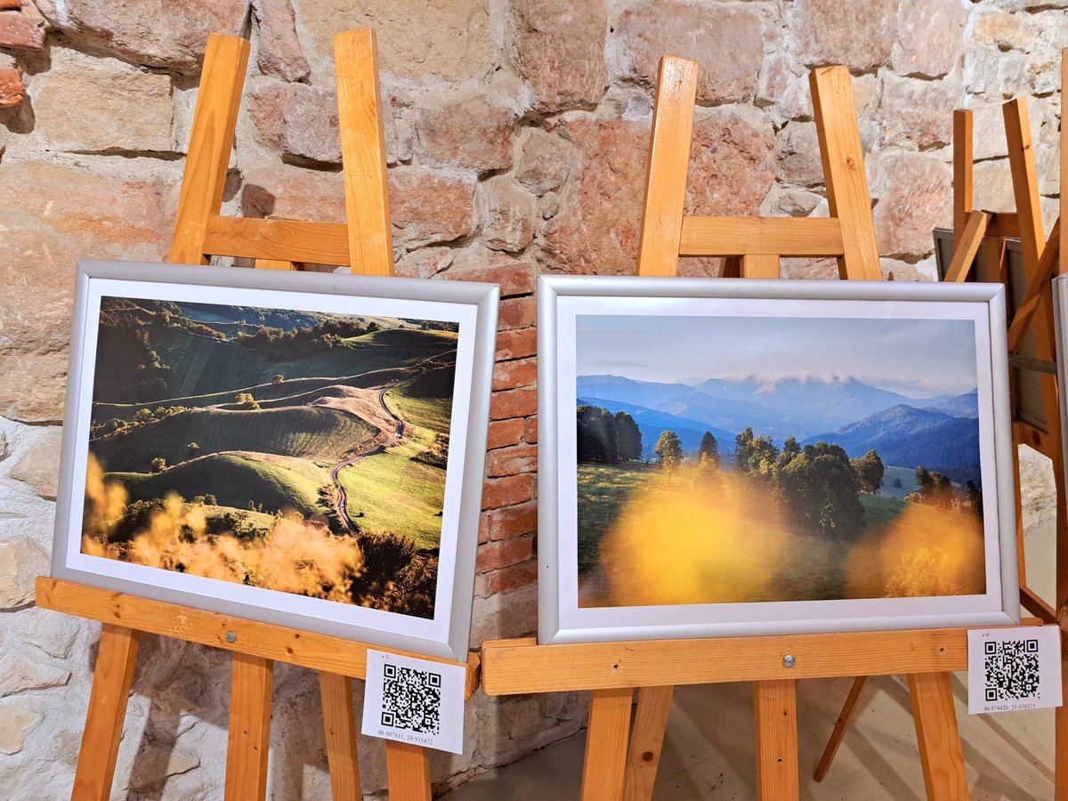 Otr_Wojcik's tweet image. I visited the Tailors&apos; Tower (#TurnulCroitorilo) near #UnitySquare. In this 15th-century #Tower, I learned (at least in part) the #city&apos;s history told on the boards there. I also admired the local #paintings showing the #nature of #Romania 🇷🇴, especially in #Transylvania 🙋‍♂️

3/10