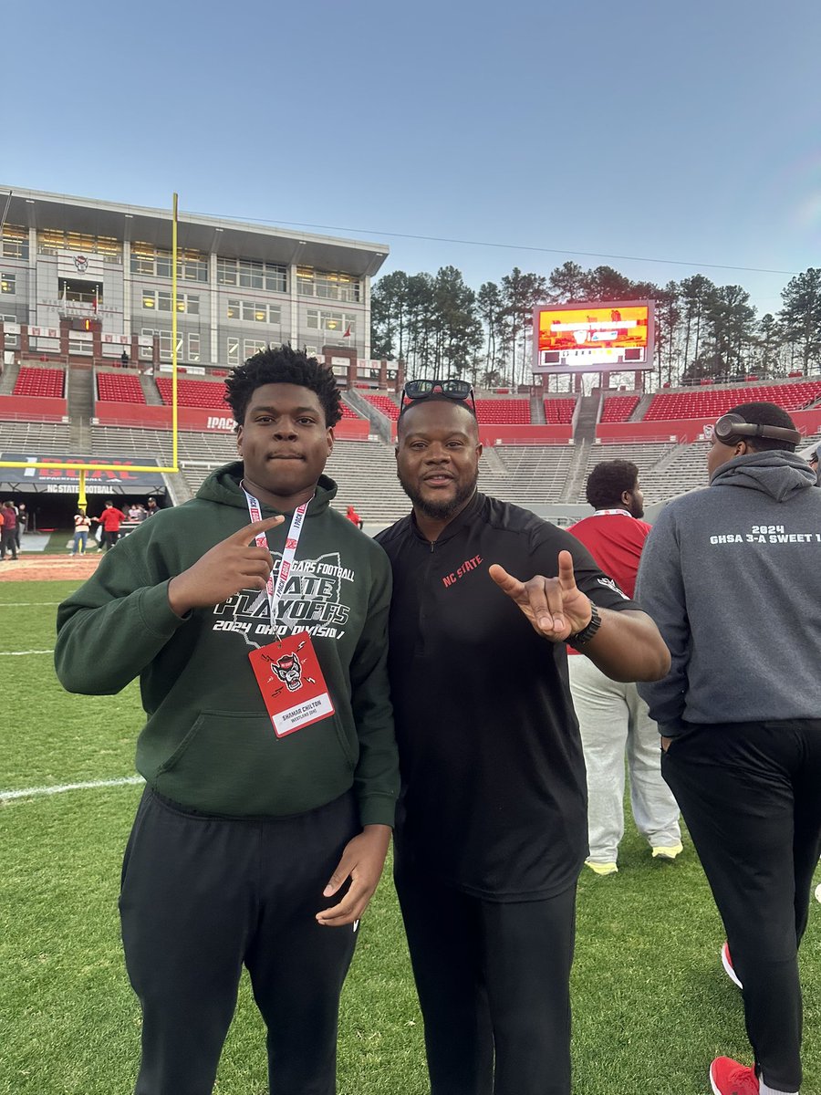 ShaMar Chilton (@chiltonshamar90) on Twitter photo Thanks to <a href="/CoachAlexFaulk/">Alex Faulk aka āCoach Sugeā</a> and <a href="/CoachSplintaQ/">LaFayette Stewart</a> for having back in Raleigh!šŗ#WPN
<a href="/CoachGoebbel/">Todd Goebbel</a> <a href="/coachwiles/">Charley Wiles</a> <a href="/StateCoachD/">Dave Doeren</a> <a href="/PJWilliamsIPS/">PJ Williams</a> <a href="/MichaelClark247/">Michael Clark</a> <a href="/DJRSwework/">Darren Junior Recruiting Source LLC.</a> <a href="/TWilliamson_5/">Trent Williamson</a> <a href="/WestlandFB/">Westland Football</a> <a href="/SWiltfong_/">Steve Wiltfong</a> <a href="/DaleRodick/">Dale Rodick II</a> <a href="/thelinemanlab/">The Lineman Labā¢ļø</a> <a href="/morr_movement_/">Trevor Morrison</a> <a href="/jeffgreene_89/">Jeff Greene</a> <a href="/MattLofgren1/">Matt Lofgren</a> Thanks to <a href="/CoachAlexFaulk/">Alex Faulk aka āCoach Sugeā</a> and <a href="/CoachSplintaQ/">LaFayette Stewart</a> for having back in Raleigh!šŗ#WPN
<a href="/CoachGoebbel/">Todd Goebbel</a> <a href="/coachwiles/">Charley Wiles</a> <a href="/StateCoachD/">Dave Doeren</a> <a href="/PJWilliamsIPS/">PJ Williams</a> <a href="/MichaelClark247/">Michael Clark</a> <a href="/DJRSwework/">Darren Junior Recruiting Source LLC.</a> <a href="/TWilliamson_5/">Trent Williamson</a> <a href="/WestlandFB/">Westland Football</a> <a href="/SWiltfong_/">Steve Wiltfong</a> <a href="/DaleRodick/">Dale Rodick II</a> <a href="/thelinemanlab/">The Lineman Labā¢ļø</a> <a href="/morr_movement_/">Trevor Morrison</a> <a href="/jeffgreene_89/">Jeff Greene</a> <a href="/MattLofgren1/">Matt Lofgren</a>