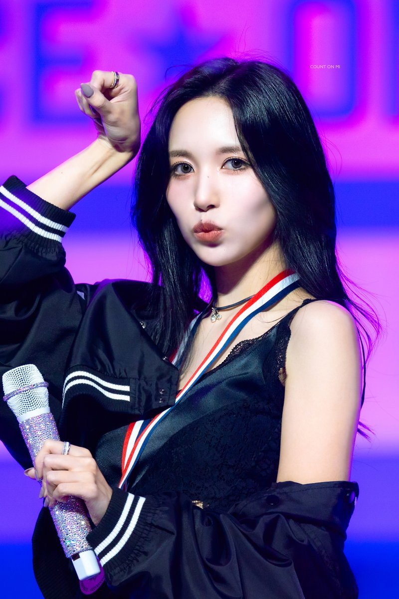 CountOnMi_324's tweet image. 250324 #미나로_시작하는_원스의봄 #SpringComesWithMina
🐧🐈⬛
미나야 생일 많이 축하행🎂🥳
오늘 행복하게 웃는 하루 보내☺️사랑해🥰🫶🏻
#TWICE #트와이스 #トゥワイス
#MINA #미나 #ミナ 🐧