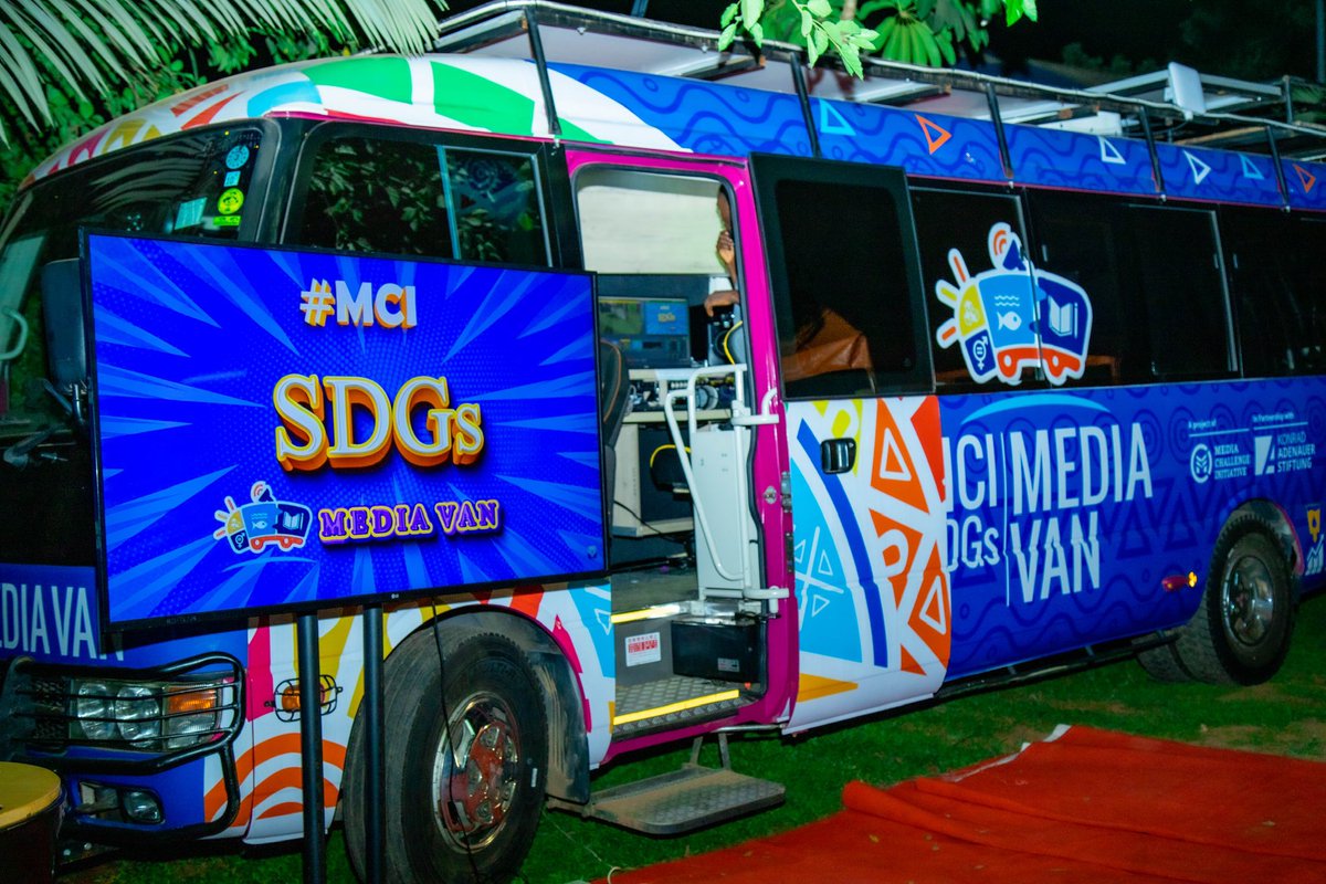 tamukeddeug's tweet image. What do you know about this Bus ?

Ask and your Questions will be answered 😊