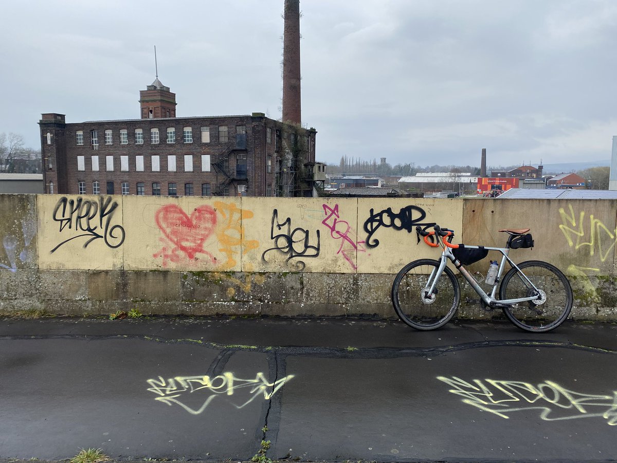 A bit of ‘urban’ gravel biking for my <a href="/NorthRoadCycles/">NorthRoadCycles 🚴‍♂️</a> Explorer Bess. 
#gravelbike