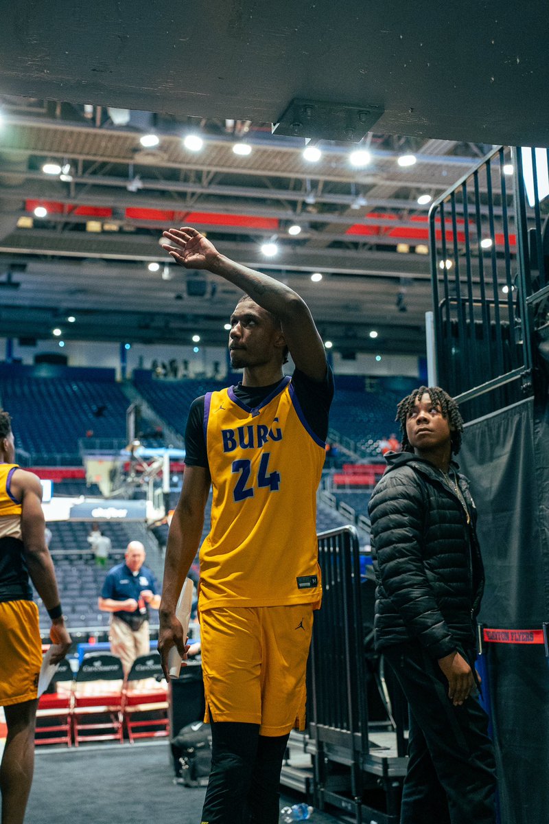 24 out💔 thank you <a href="/ReynHoops/">Reynoldsburg Boys Basketball</a> 💜💛