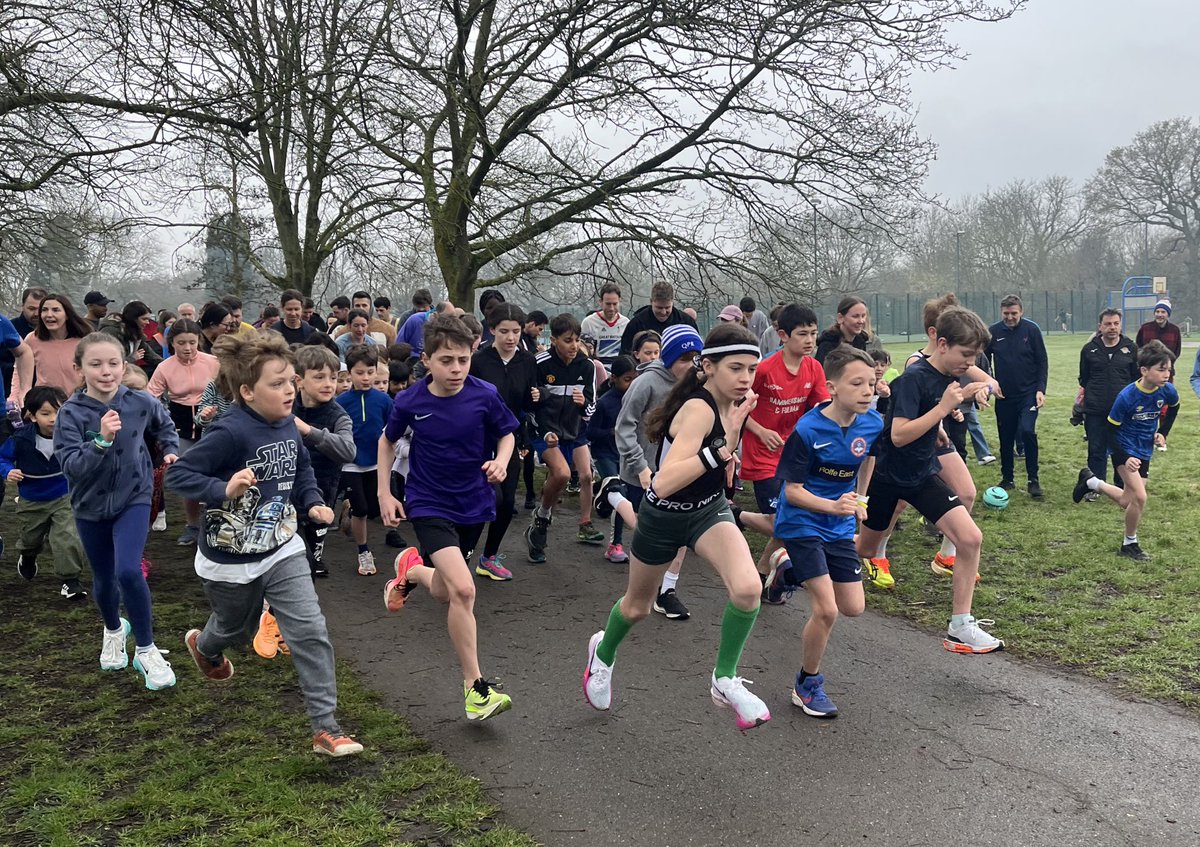 Despite a grey day we had 76 runners and 26 volunteers today - and 23 runners got PBs!
Sidney, Reuben and Alexander joined us for the first time as runners/ walkers and Beatriz, James and Daniel joined us as first time volunteers. A big welcome to you all!

See you next week!