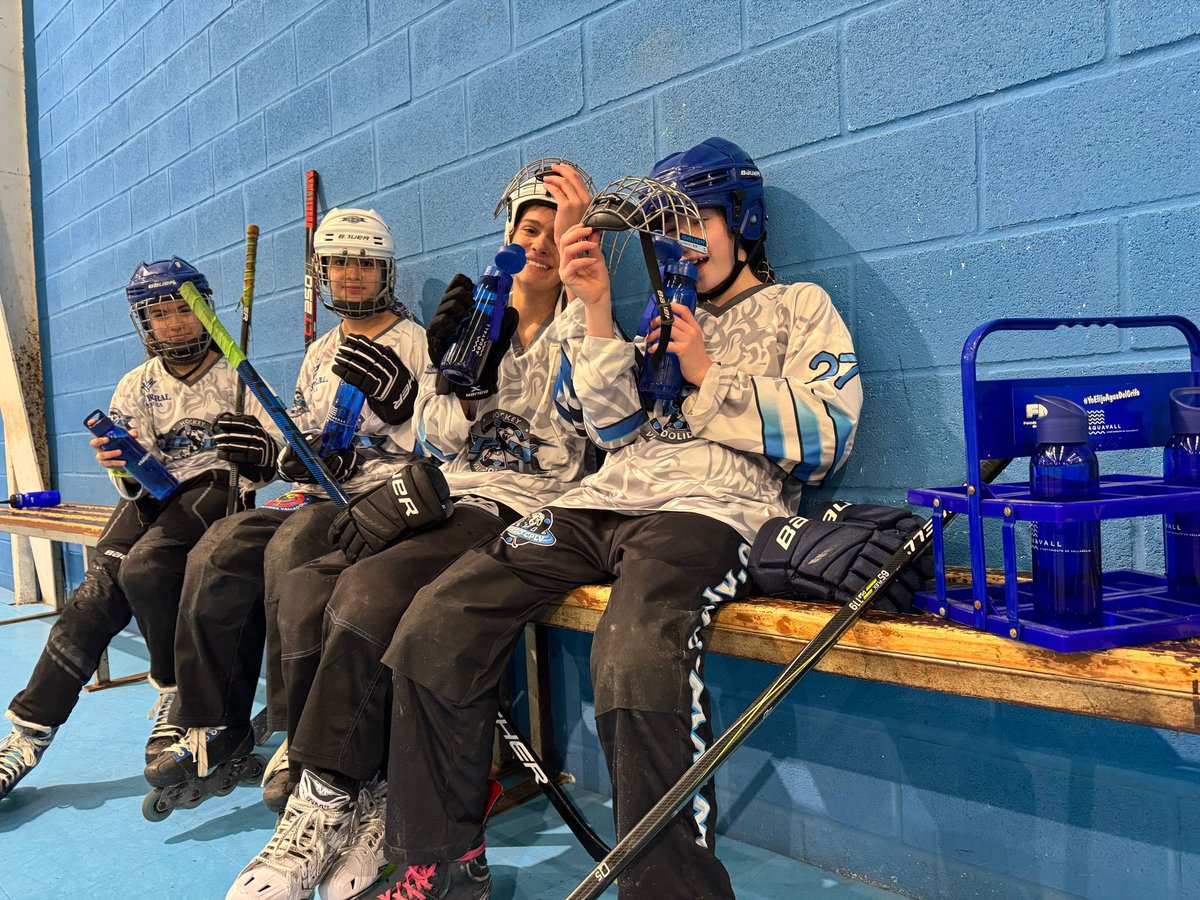 ¡Hockey y agua del grifo, éxito fijo!

Los equipos del <a href="/CPLValladolid/">CPLV</a> confían en el agua del grifo de Valladolid para mantener una hidratación correcta en sus entrenamientos y competiciones. 

Aquavall, el agua que nos une #díamundialdelagua💧