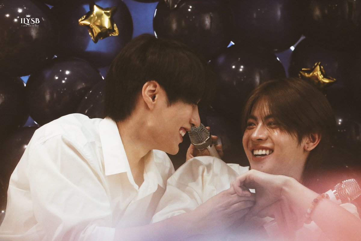 f_ilysb's tweet image. ⟡ 230325 ⟡
#1stANV_TleFirstoneGallery

ถ้าแมวมันชอบใครมาก ๆ
มันจะขี้อ้อนมาก ๆ เหมือนกัน...

꒰ #TleFirstone #เติ้ลเฟิร์สวัน ꒱
✴︎ #TLE_mtm #Firstone ✴︎