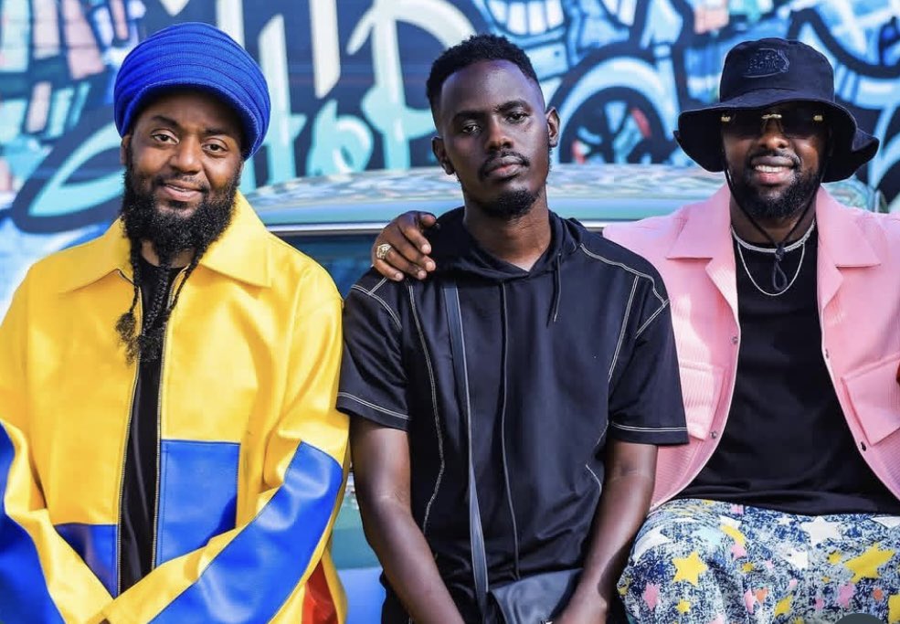 BLACK MAMBA 📸 (@blackmambaso) on Twitter photo Remembering the Great Peetah Morgan ( Morgan Heritage 🇯🇲). RIP
📸 some time back in Kampala when the <a href="/morganheritage/">MORGAN HERITAGE</a> brothers came to shoot two videos with <a href="/eddykenzoficial/">Eddy Kenzo</a>.
A few months later , their lead singer Peetah died in 2024, his great voice lives on. Remembering the Great Peetah Morgan ( Morgan Heritage 🇯🇲). RIP
📸 some time back in Kampala when the <a href="/morganheritage/">MORGAN HERITAGE</a> brothers came to shoot two videos with <a href="/eddykenzoficial/">Eddy Kenzo</a>.
A few months later , their lead singer Peetah died in 2024, his great voice lives on.