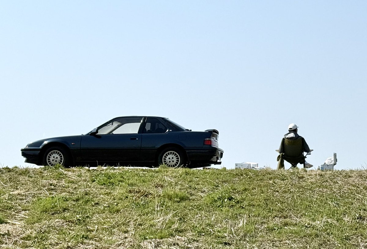 HIDE6253298's tweet image. 週末HIDE散歩でよく見かけるオジさん。
CoolerBox傍に2桁ナンバーの綺麗なプレリュードと富士山を眺めてる姿が気になる。次こそ声掛けてみよ。
→嫁のヤリスんのタイヤ交換。早々に片付けて出かける予定も、木製物置の床が腐食で一部貫通を発見。応急処置に追われて今日も終了。
#RickSpringfield