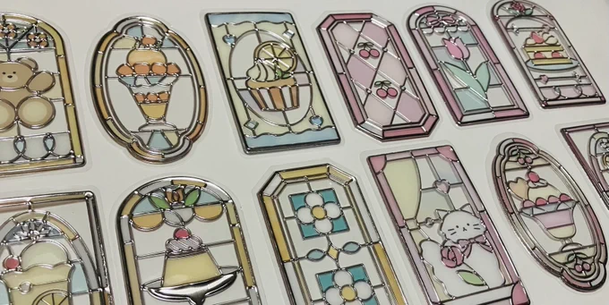 ロフトにすごいかわいいシール売ってた… クーリアさんのグラスパーラーだそうです