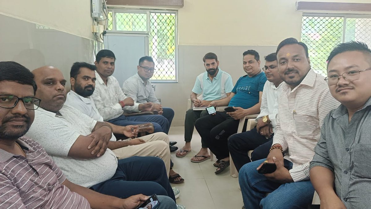 इंजी. तरुण भोला (@tarunprakash071) on Twitter photo UPS: Uncertain Pension Scheme? Not on our watch! Join the #BoycottUPS movement and demand a secure pension plan.
<a href="/PMOIndia/">PMO India</a> <a href="/narendramodi/">Narendra Modi</a> <a href="/FinMinIndia/">Ministry of Finance</a> <a href="/nsitharaman/">Nirmala Sitharaman</a> <a href="/AINPSEFofficial/">Official X of AINPSEF NationalMissionForOPS Bharat</a> <a href="/ManjeetIMOPS/">Dr Manjeet Singh Patel</a> UPS: Uncertain Pension Scheme? Not on our watch! Join the #BoycottUPS movement and demand a secure pension plan.
<a href="/PMOIndia/">PMO India</a> <a href="/narendramodi/">Narendra Modi</a> <a href="/FinMinIndia/">Ministry of Finance</a> <a href="/nsitharaman/">Nirmala Sitharaman</a> <a href="/AINPSEFofficial/">Official X of AINPSEF NationalMissionForOPS Bharat</a> <a href="/ManjeetIMOPS/">Dr Manjeet Singh Patel</a>