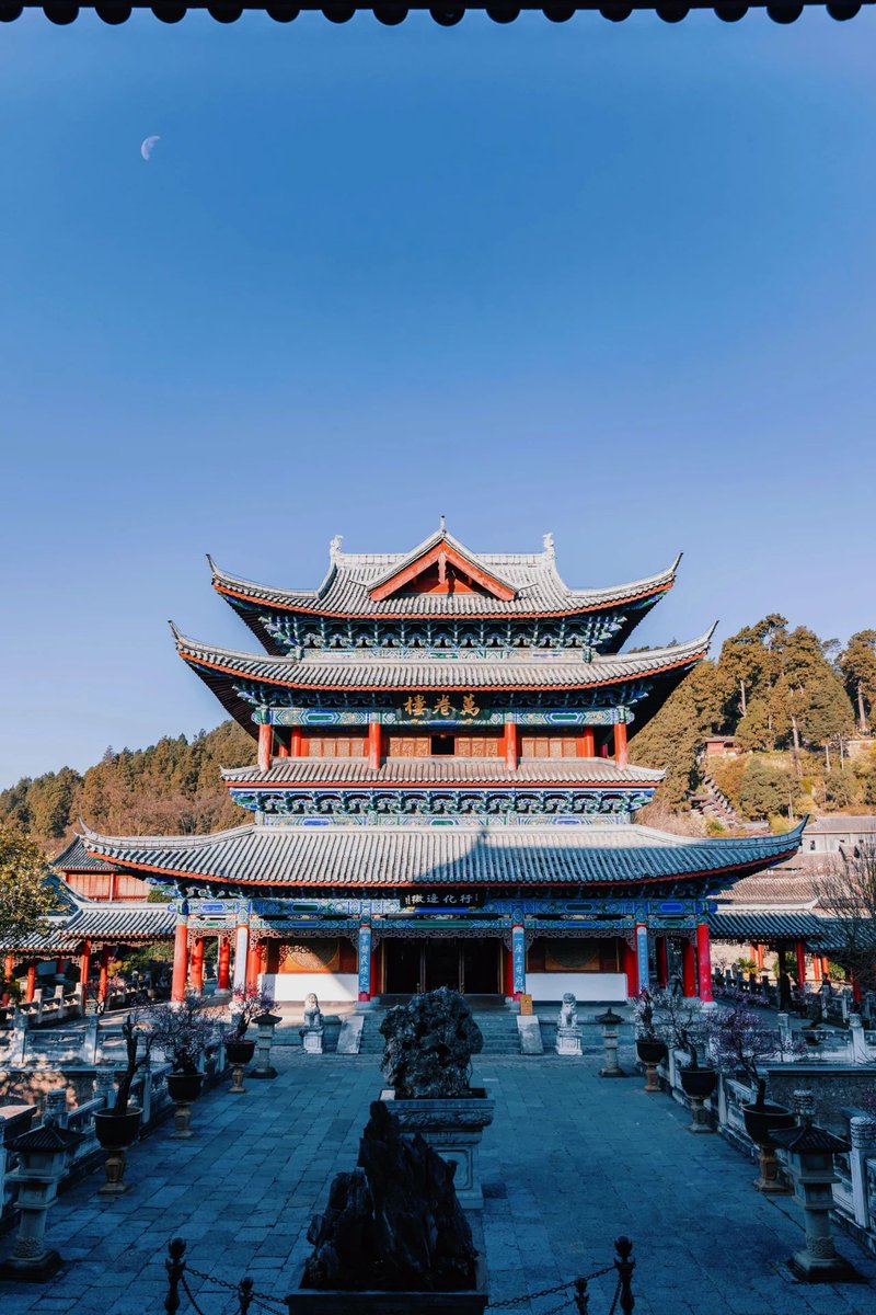 Lweirrr's tweet photo. 木府，位于云南省丽江古城，是丽江市古城区境内的文物保护单位、核心建筑及文化地标，也见证了丽江古城的发展轨迹。 https://t.co/YAfacQbq7C