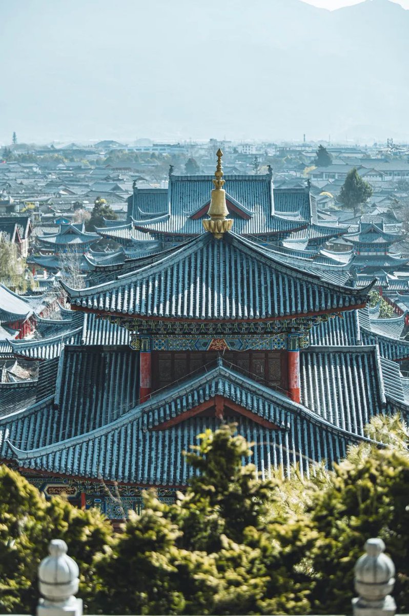 Lweirrr's tweet photo. 木府，位于云南省丽江古城，是丽江市古城区境内的文物保护单位、核心建筑及文化地标，也见证了丽江古城的发展轨迹。 https://t.co/YAfacQbq7C