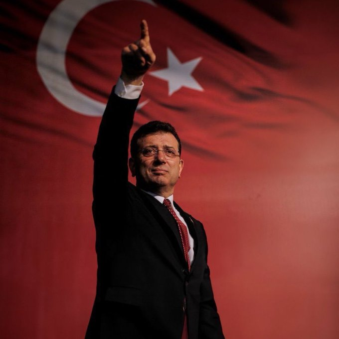 darkwebfilmler's tweet photo. Ekrem İmamoğlu’nun mahkemedeki ifadesinden:

“Benimle ilgili terörle iltisaklı diyecek kişi anasının karnından doğmadı.

Ben, ‘Ne istediler de vermedik’ diyenlerden değilim.” https://t.co/Iw0RG51bjz