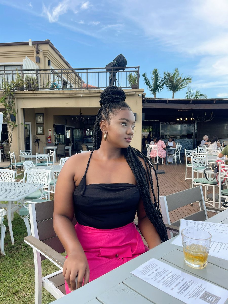 Yellow🌻 tweet media