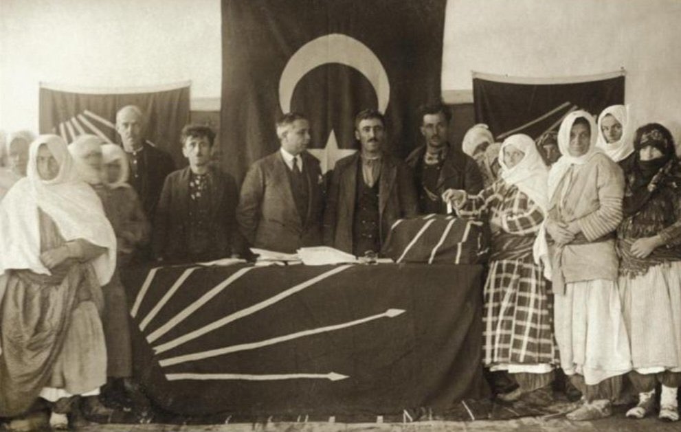 FITRAT DEĞİŞİR SANMA, BU KAN YİNE O KANDIR!