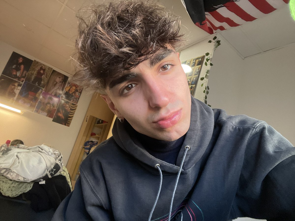 busco alguien q me bese en la catedral de leon