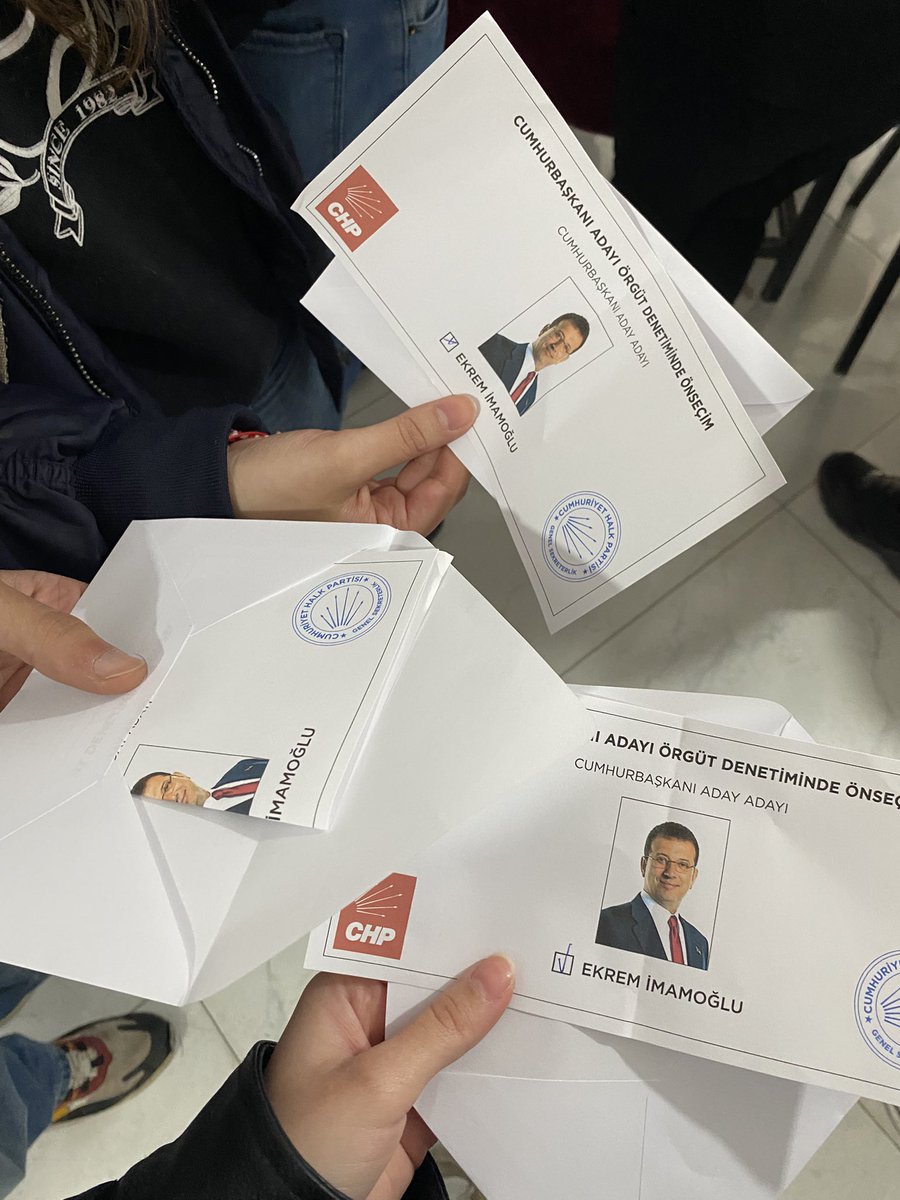 ipkwon04's tweet image. Alandayız
 #ekrenimamoğluyalnızdegildir